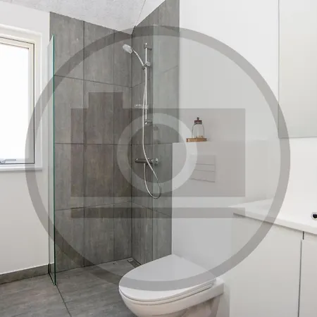 4 Bedroom Lovely In Сasa de vacaciones