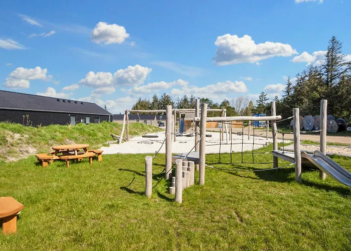 4 Bedroom Lovely In Сasa de vacaciones